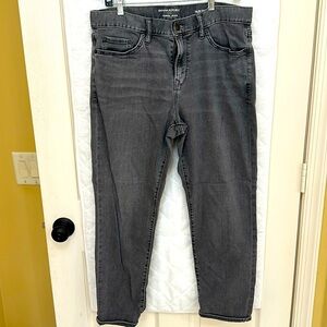 Men’s Banana Republic Travel Jean in grey 34x30